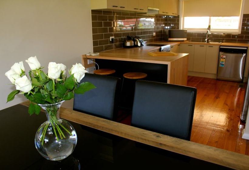 Murray River Hideaway