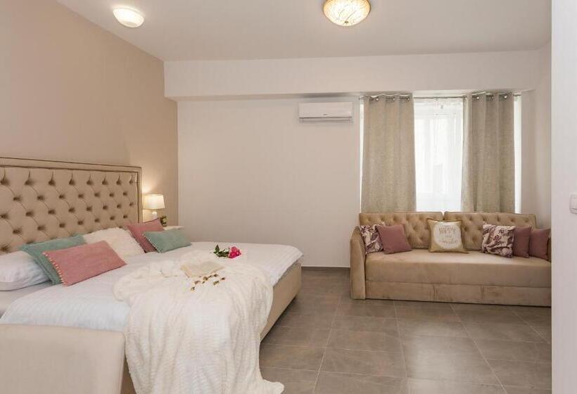 Pensiune Luxury Rooms Saint Jacob