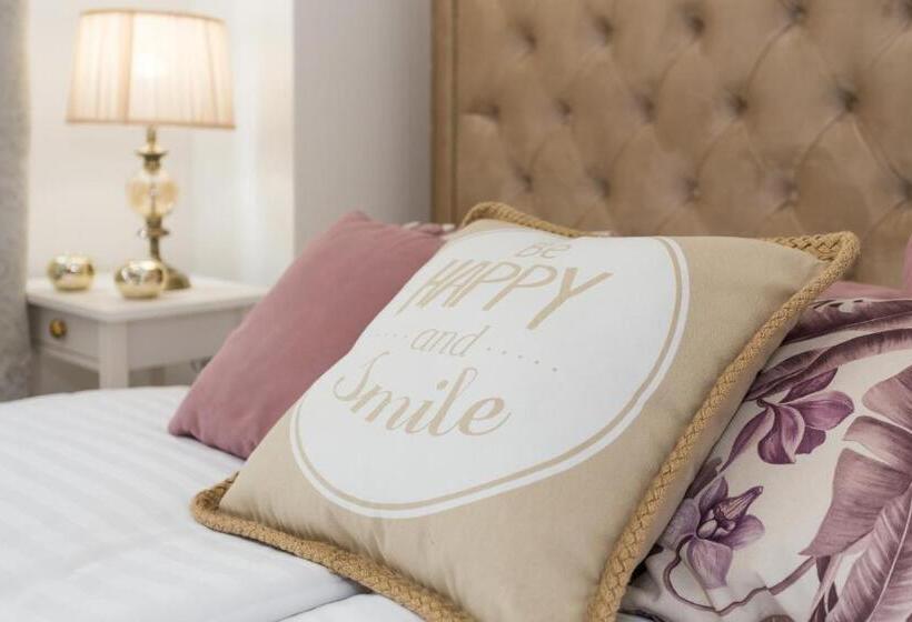 Pensiune Luxury Rooms Saint Jacob