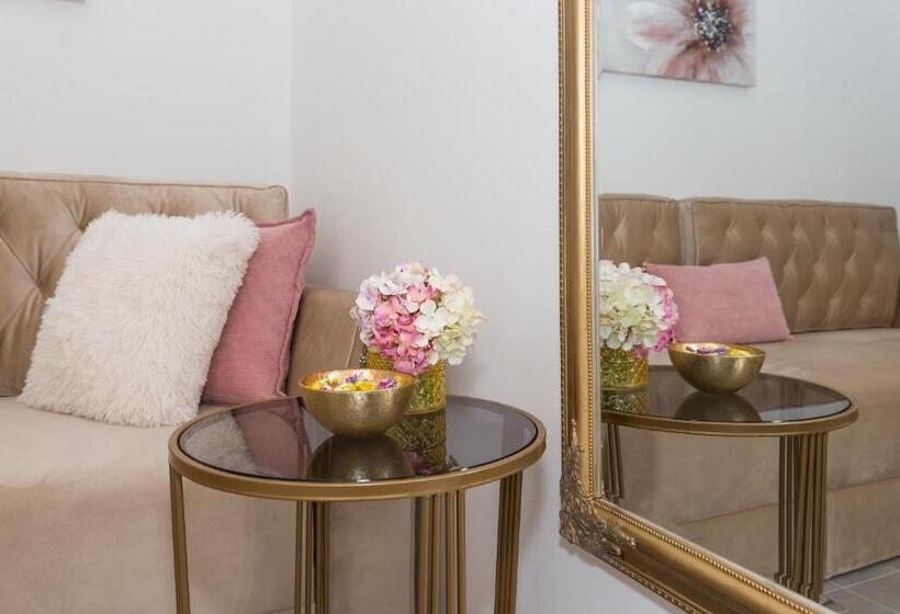 Pensiune Luxury Rooms Saint Jacob