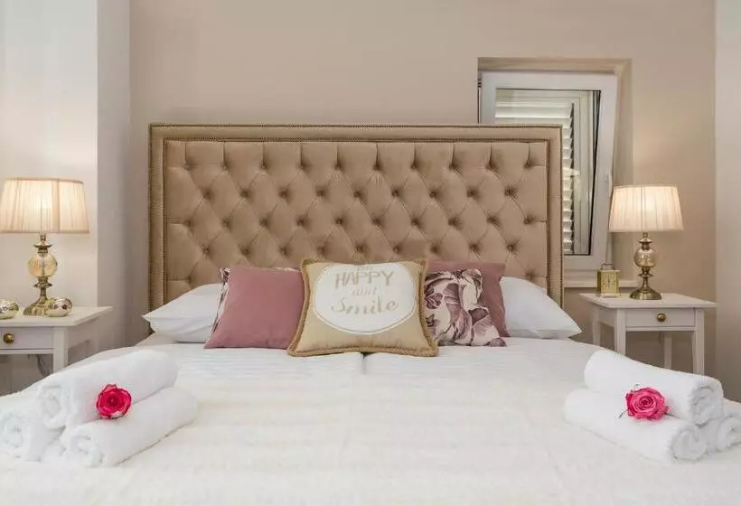 ペンション Luxury Rooms Saint Jacob