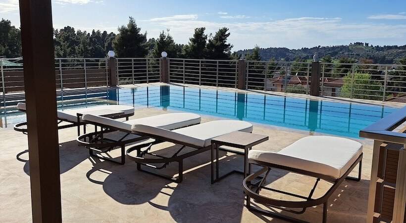 Aracelia Villas With Private Pool