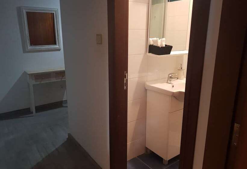 Bright Spacious Lisbon