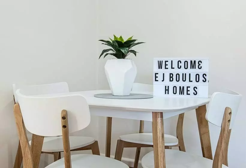 Ej Homes At The Entrance