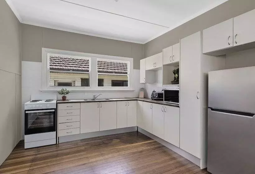 Ej Homes At The Entrance