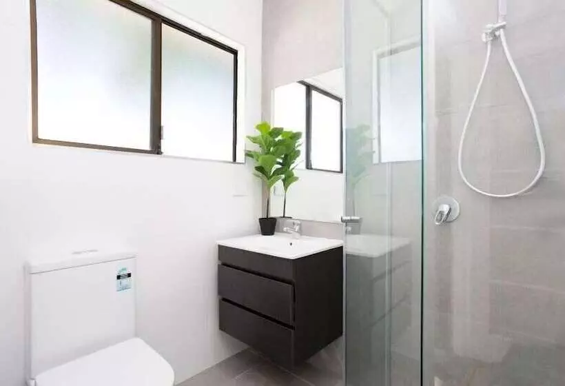 Ej Homes At The Entrance