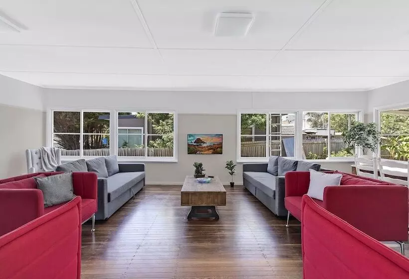 Ej Homes At The Entrance