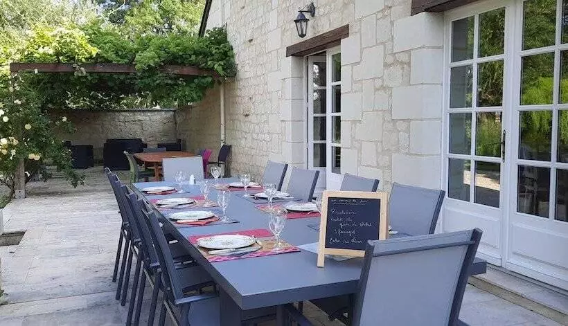 Majatalo La Magnanerie