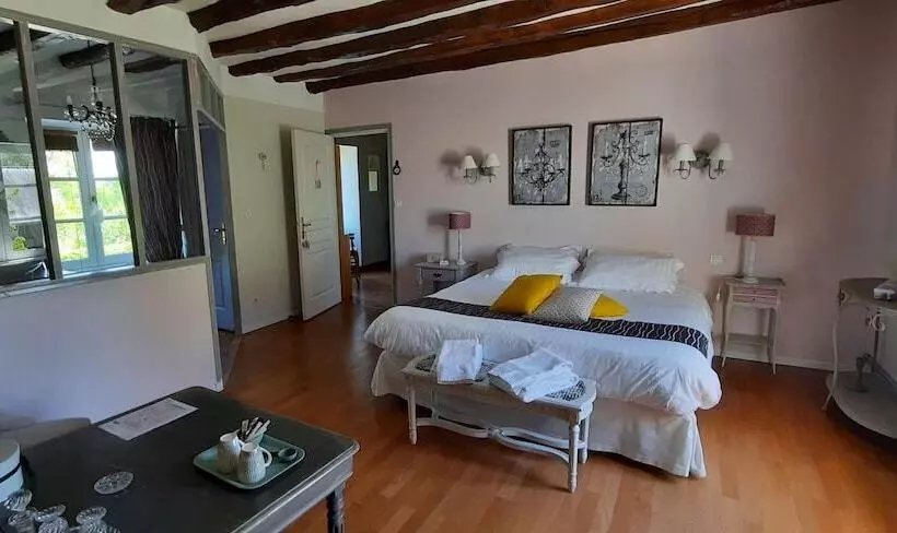 Majatalo La Magnanerie