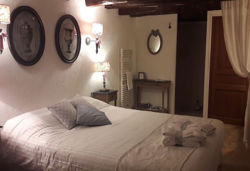 بنسيون La Magnanerie