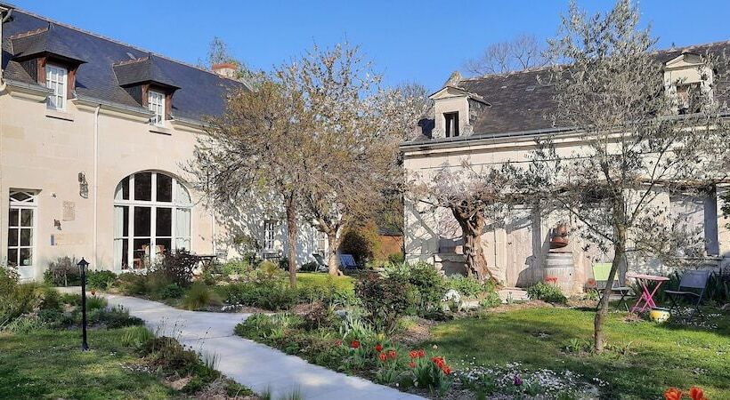 بنسيون La Magnanerie