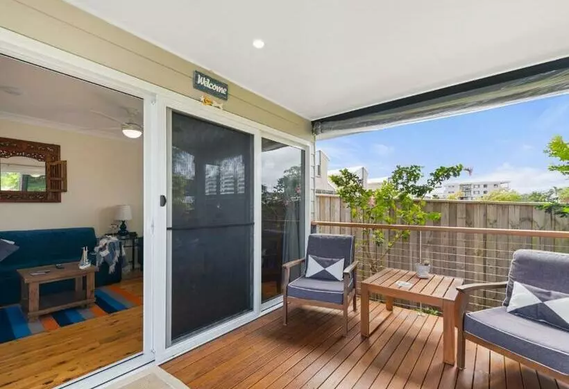 Jacaranda Cottage 5a Nelson Street