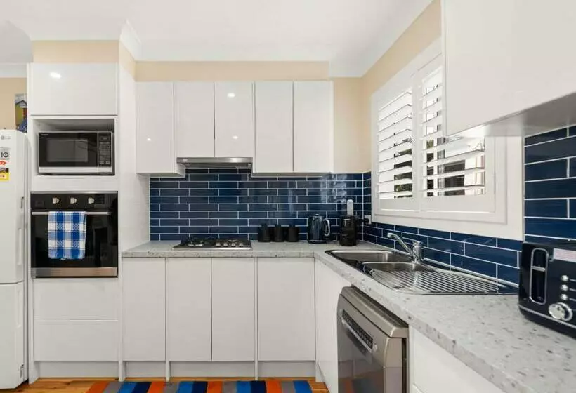 Jacaranda Cottage 5a Nelson Street