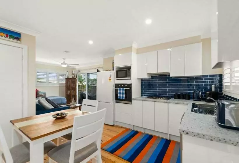Jacaranda Cottage 5a Nelson Street