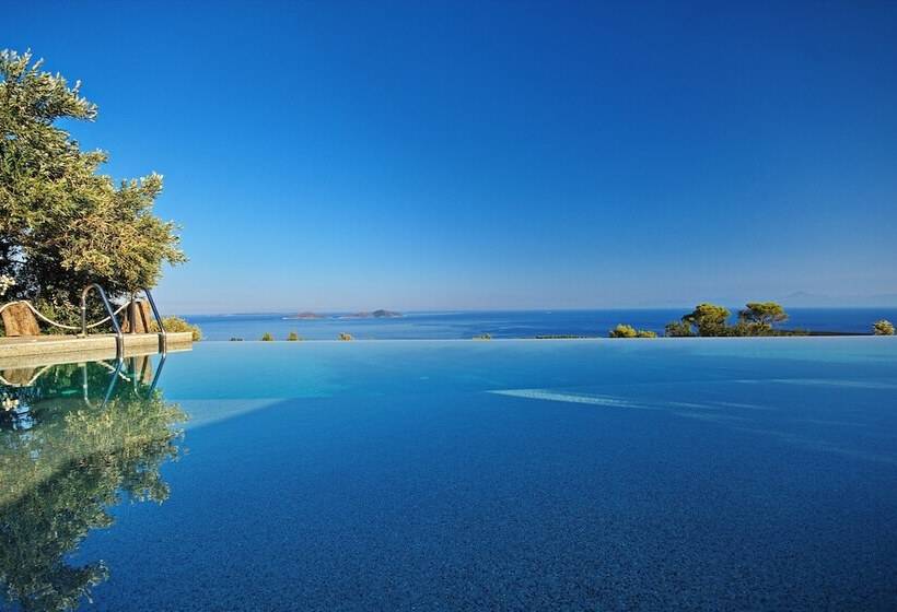 The Infinity 180 Luxury Suites Adults Only