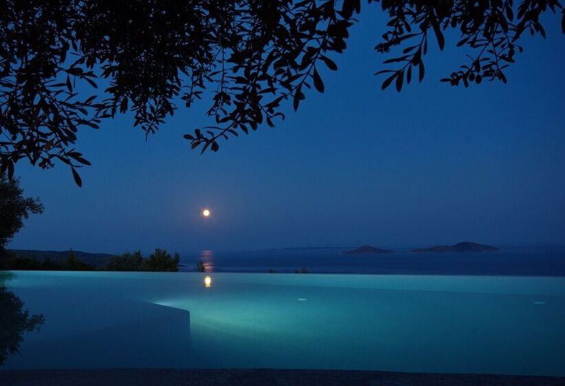 The Infinity 180 Luxury Suites Adults Only