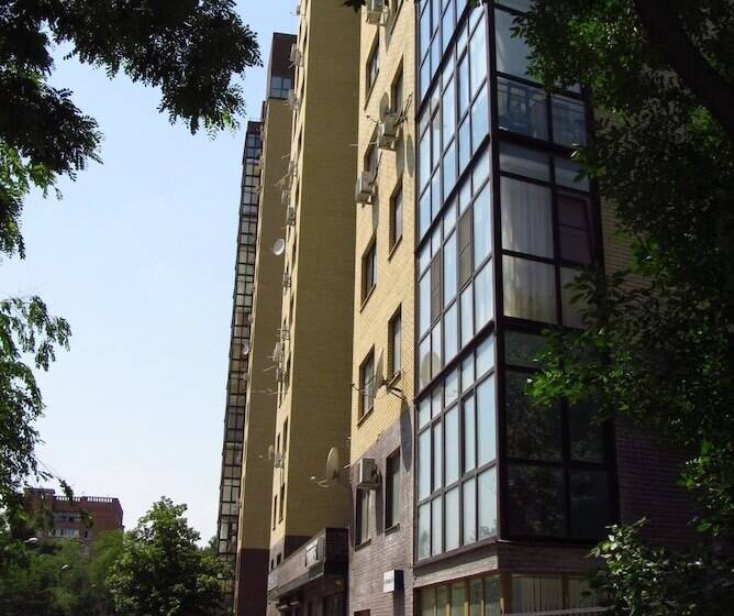 Apartments Alliance On Ostrovskogo