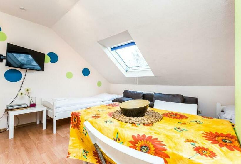 Easy Apartments Work And Stay Cologne