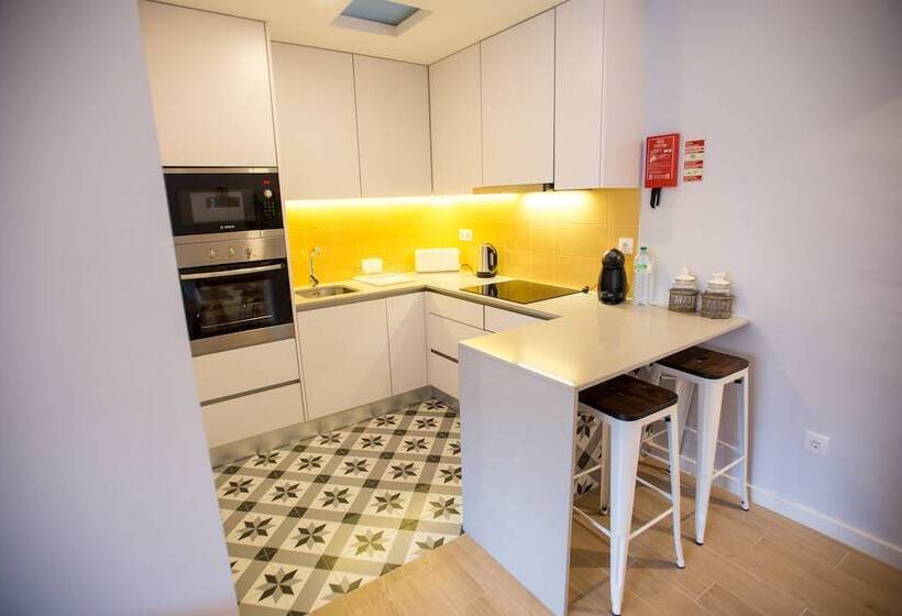 Porto Views & Wines By Porto City Hosts