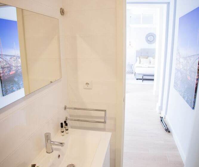 Porto Views & Wines By Porto City Hosts