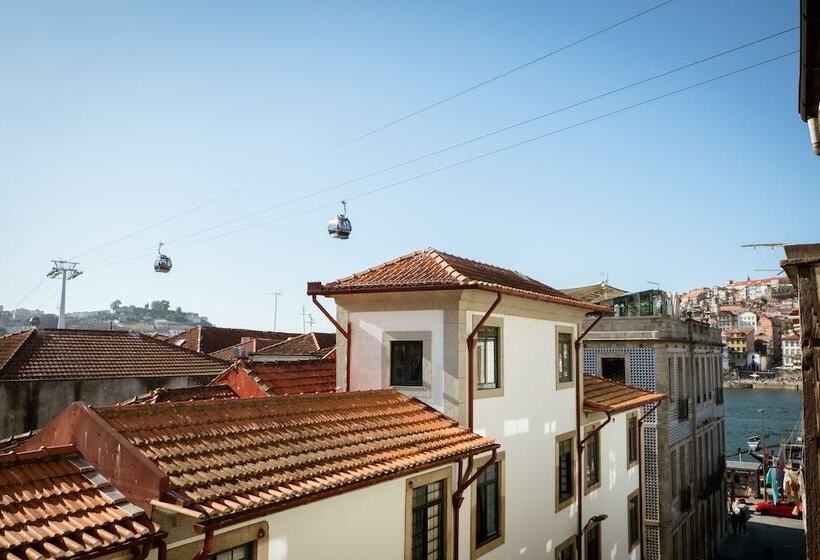 Porto Views & Wines By Porto City Hosts