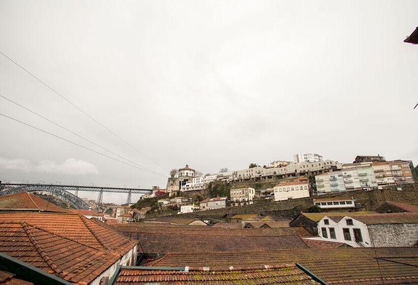 Porto Views & Wines By Porto City Hosts