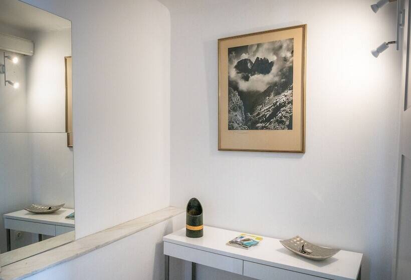 The Roof Flat Sea View In Aegina Town