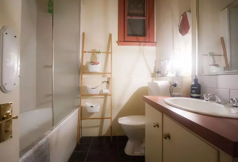 Tree House Hideouts Heygarth House