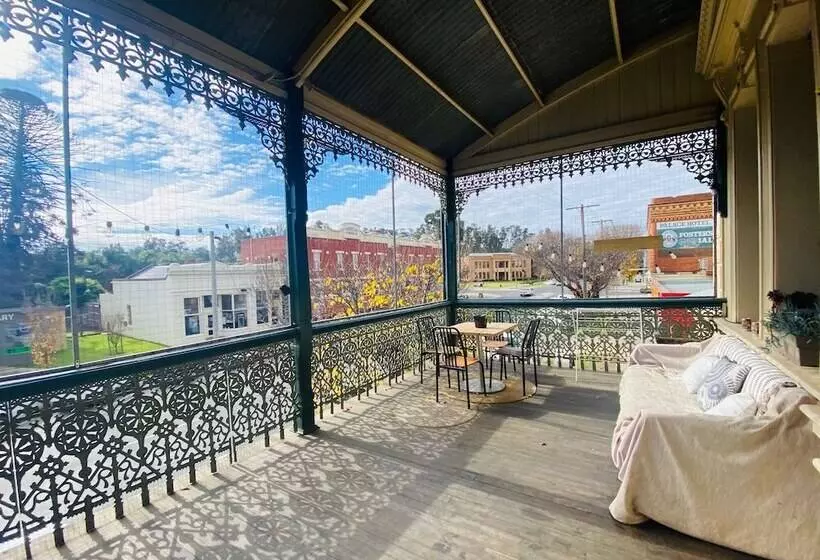 Tree House Hideouts Heygarth House