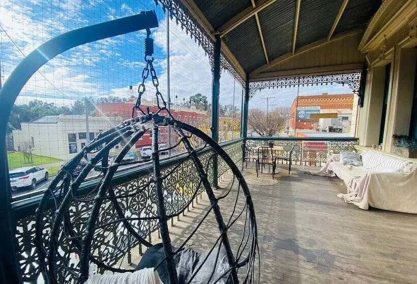 Tree House Hideouts Heygarth House