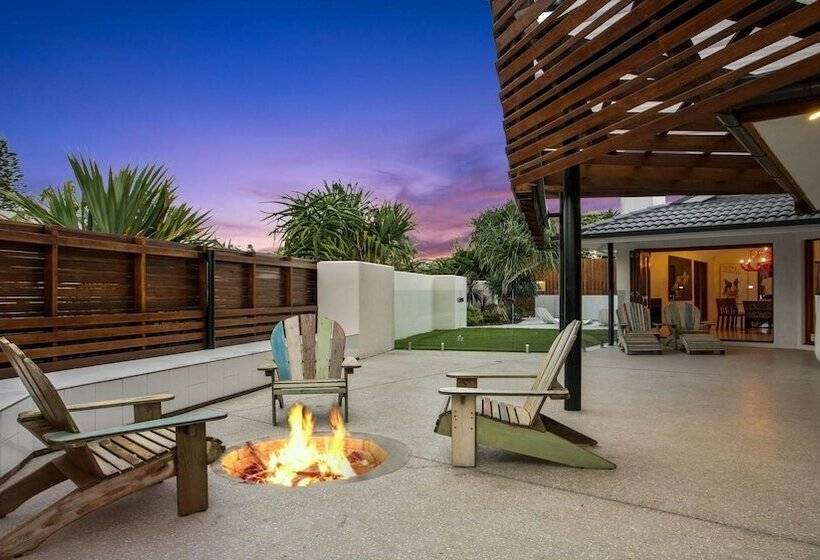 Your Luxury Escape   Onecoral