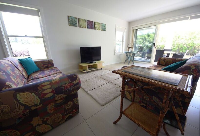 Geckos At South West Rocks 29 Marlin Drive