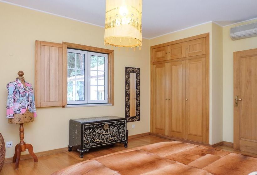 Sunny Villa In Comporta With Private Pool