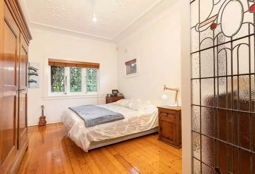 Wonderful Family Home H406