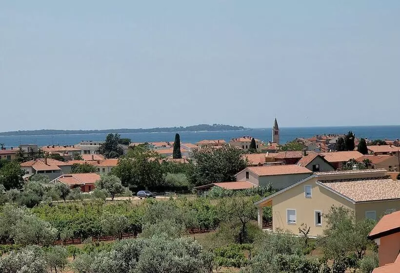 Apartments Fazana 407