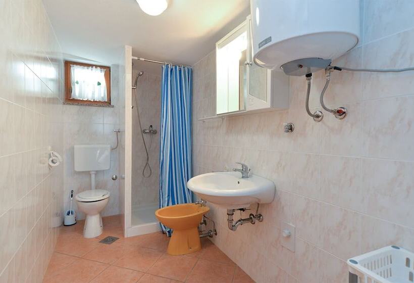 Apartments Fazana 407