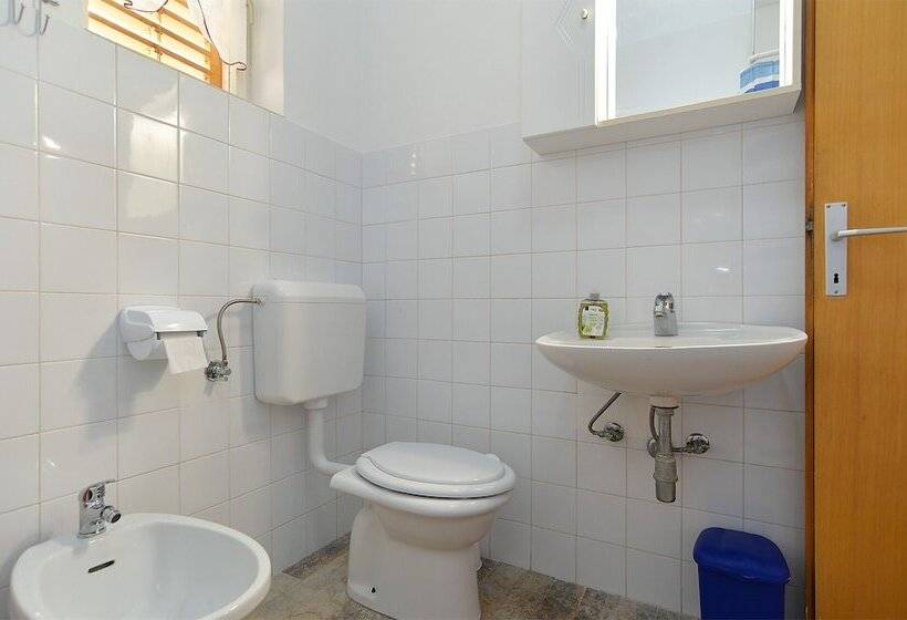 Apartments Fazana 407