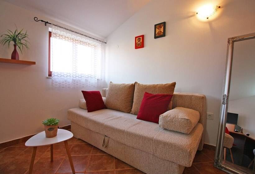 Apartments Irena 1310