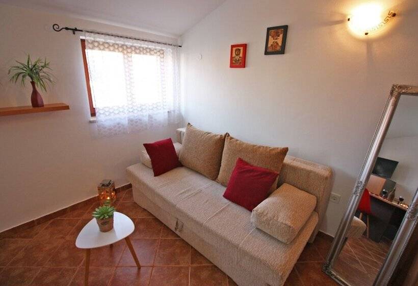 Apartments Irena 1310