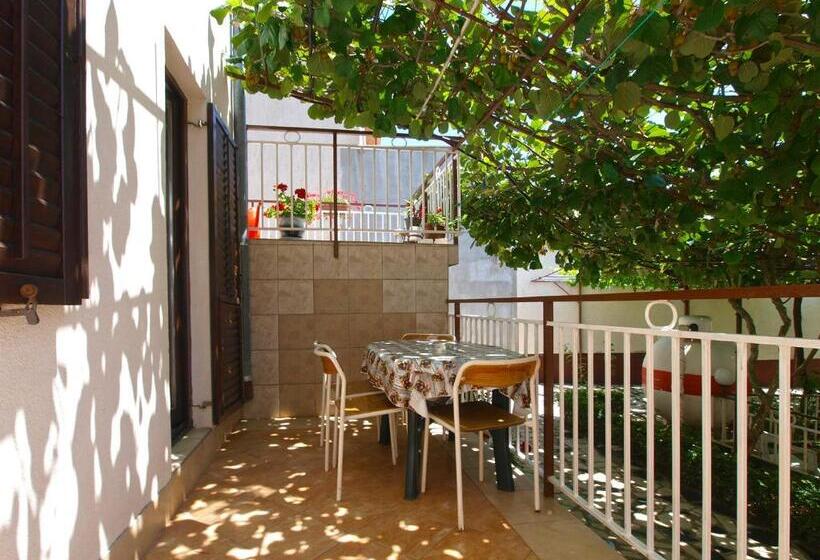 Apartments Petar 1306