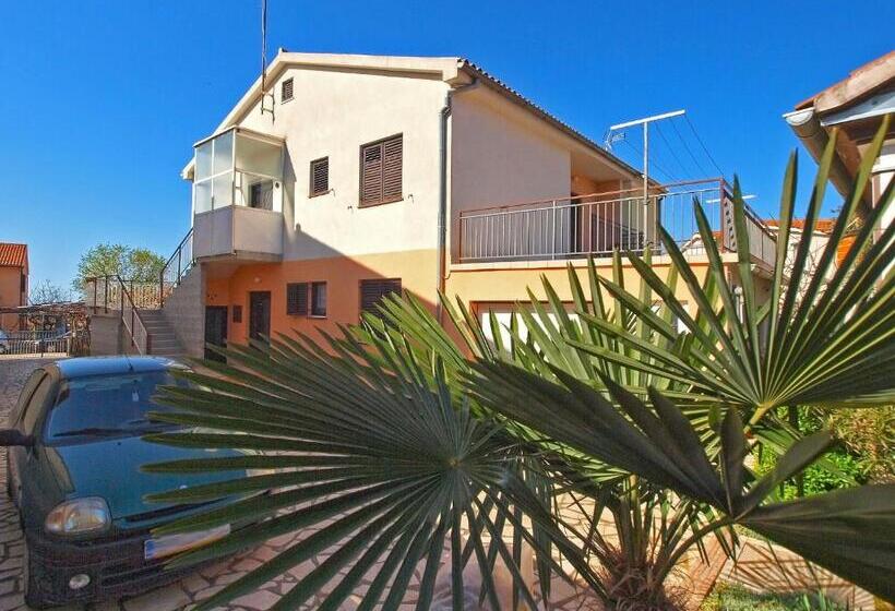 Apartments Petar 1306