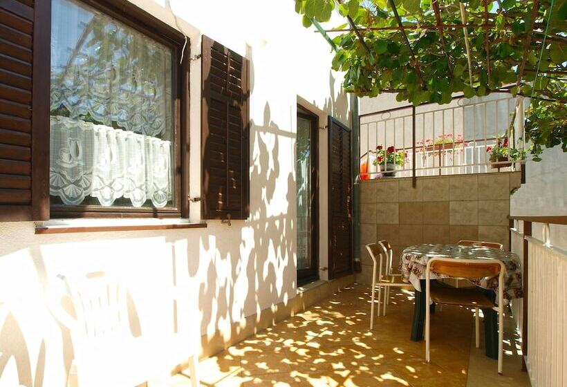 Apartments Petar 1306