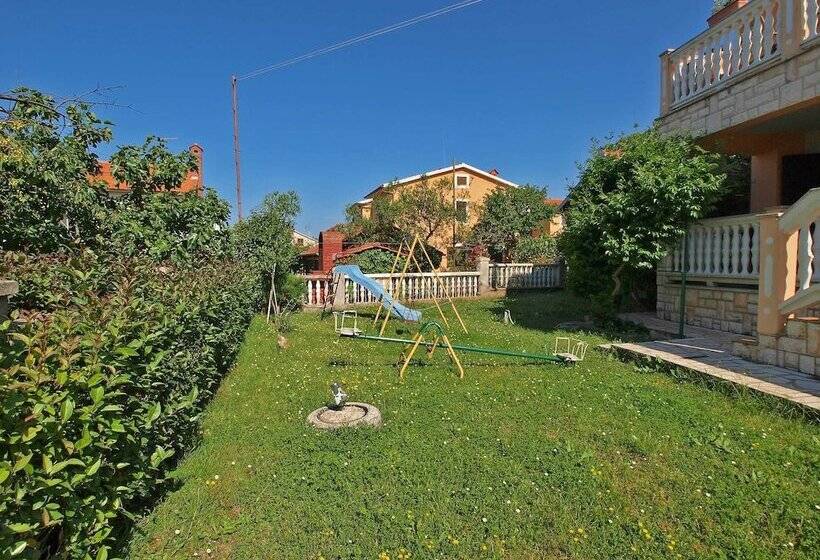 Apartments Zdravko 768