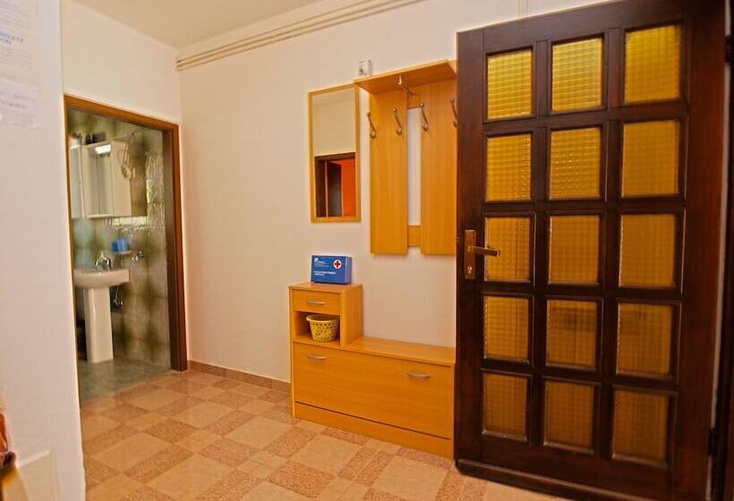 Apartments Zdravko 768