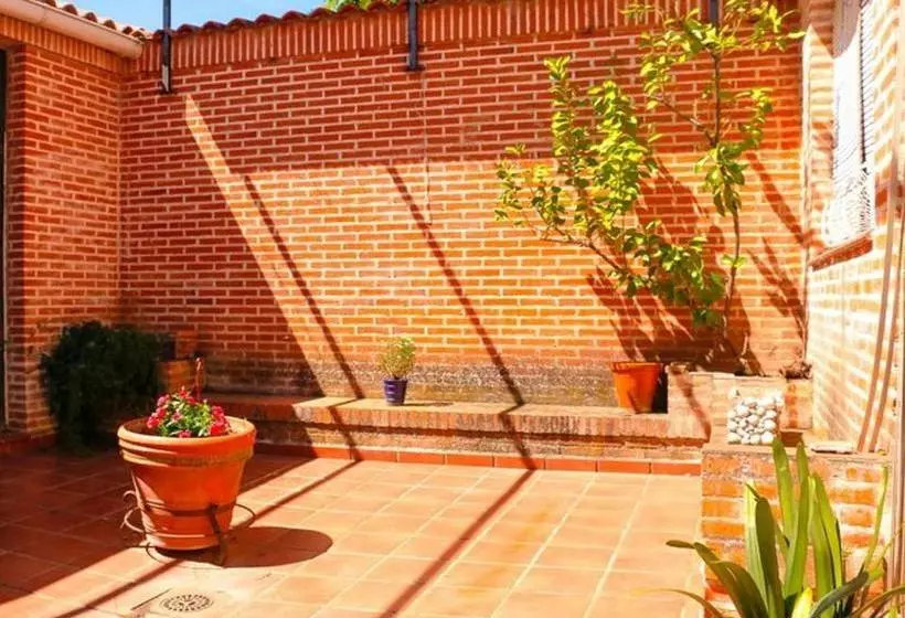 Charming House In Castilblanco With Terrace And Fireplace