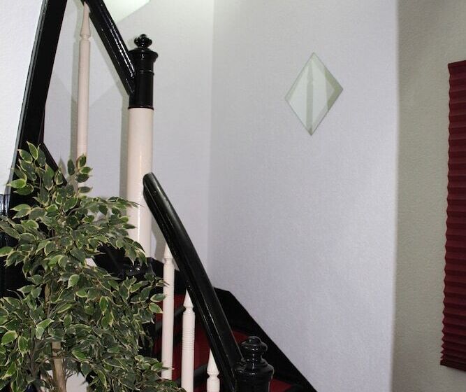 بنسيون Zimmervermietung