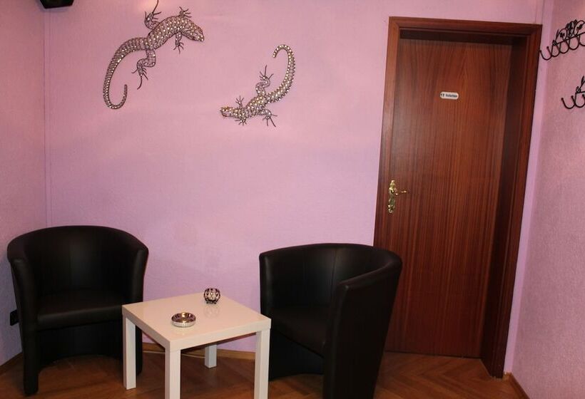 بنسيون Zimmervermietung