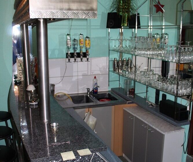 بنسيون Zimmervermietung