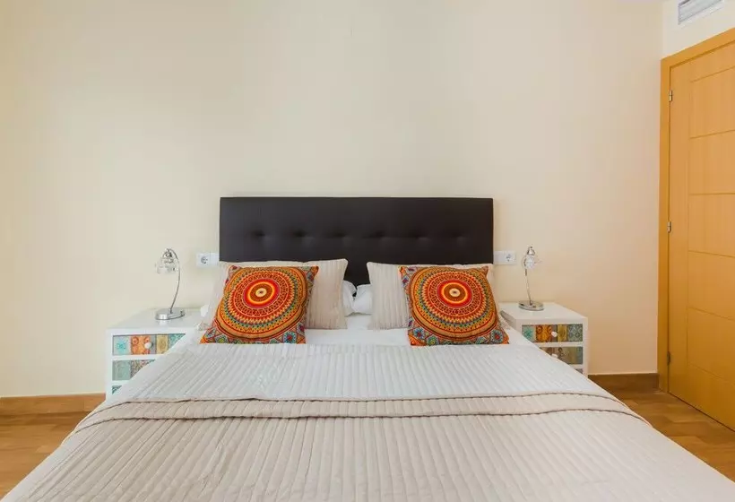 Sunhome Carlos Haya Flat