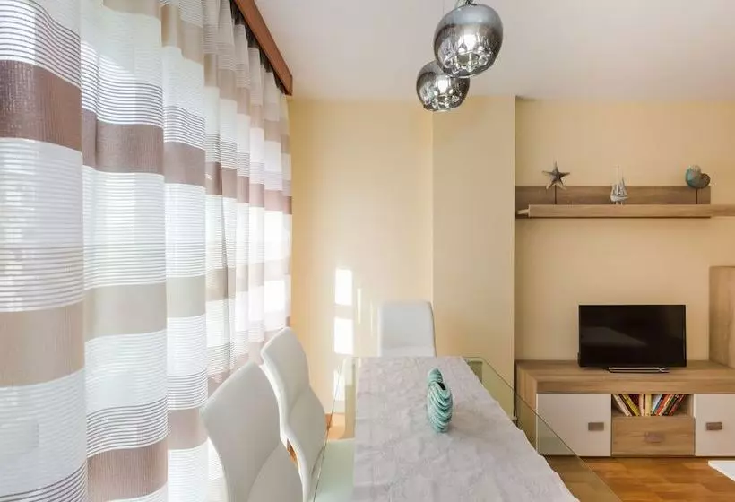 Sunhome Carlos Haya Flat
